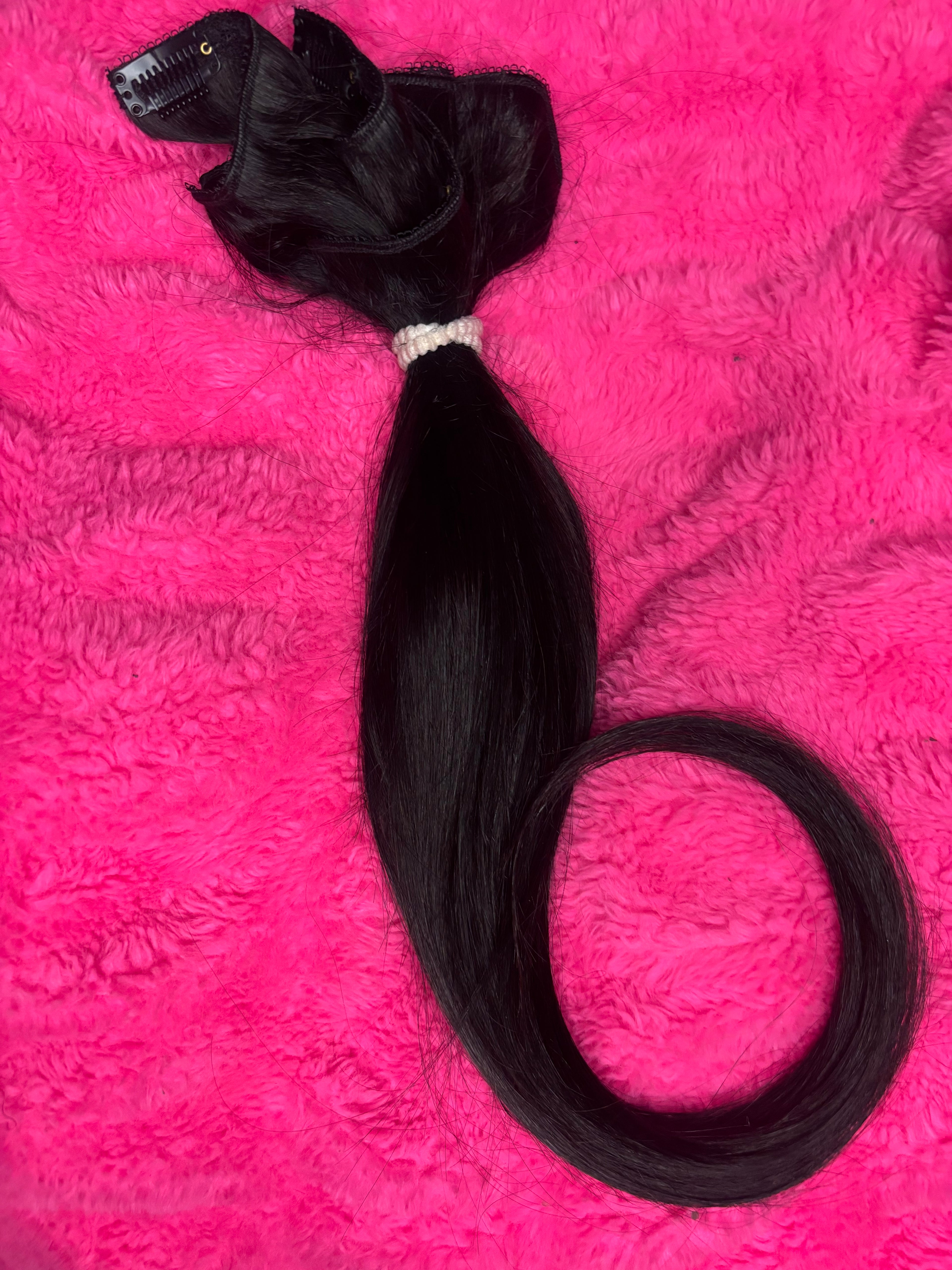 clip in hair extensions ( 100% human hair) 1b 8 pc (20in)
