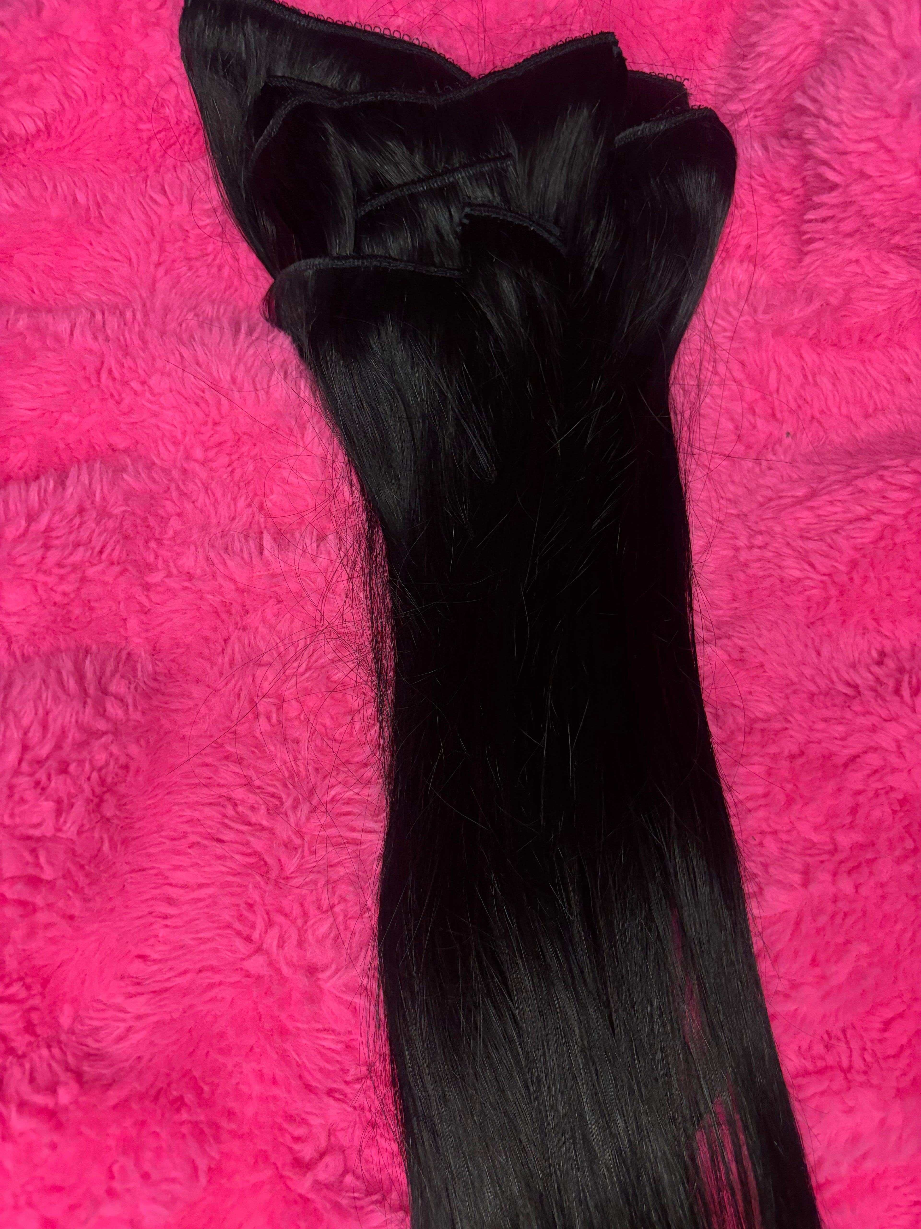 clip in hair extensions ( 100% human hair) 1b 8 pc (20in)